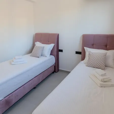 Ventum * Tsoukaládhes